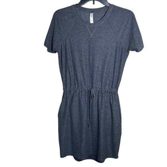 Kyodan Dresses & Skirts - Kyodan Outdoor Women's dark grey short sleeve cinched waist dress Size XS